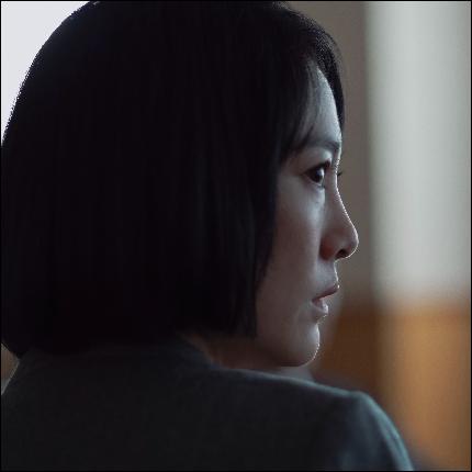 kviQBdTJMm0 (2560x2560, 888 kБ...)